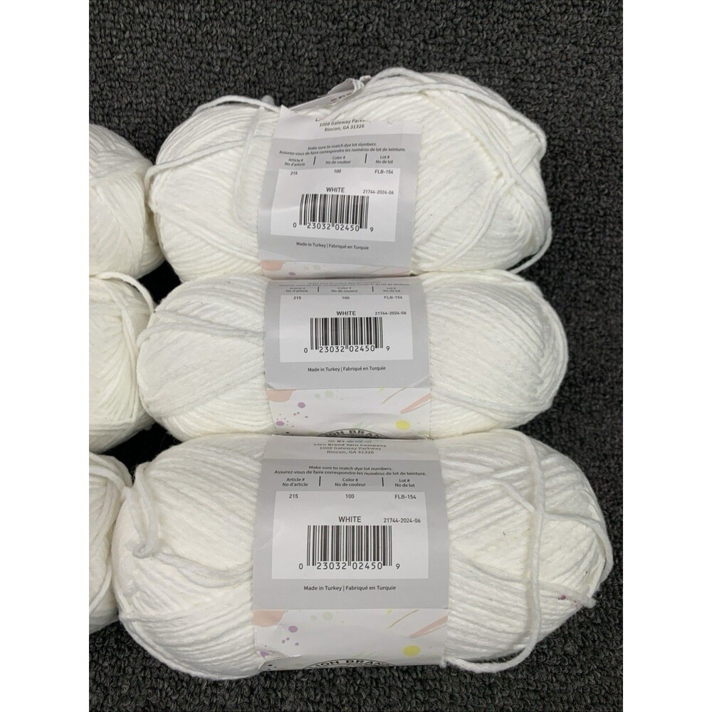 (lot Of 6) Lion Brand Yarn 215-100 Feels Like Butta Yarn White 3.5oz 218yds Each - Picture 7 of 9
